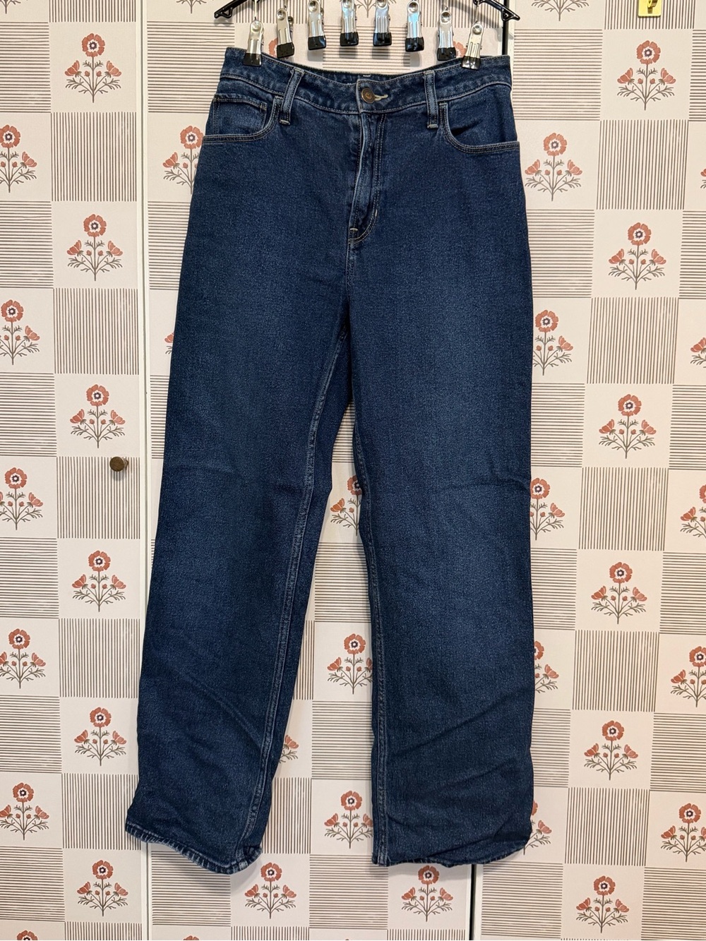 Hollister High Rise Dad Jeans size 6 / 28